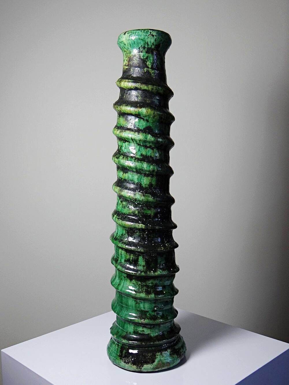 Large Tamegroute candlestick in green glazed terracotta, Morocco, 1960s-1970s.