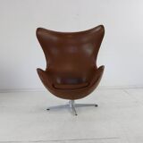 Arne Jacobsen Egg chair in cognac leather for Fritz Hansen
