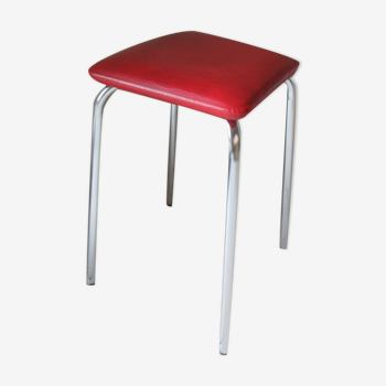 tabouret rouge en skaï