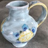 Old pitcher