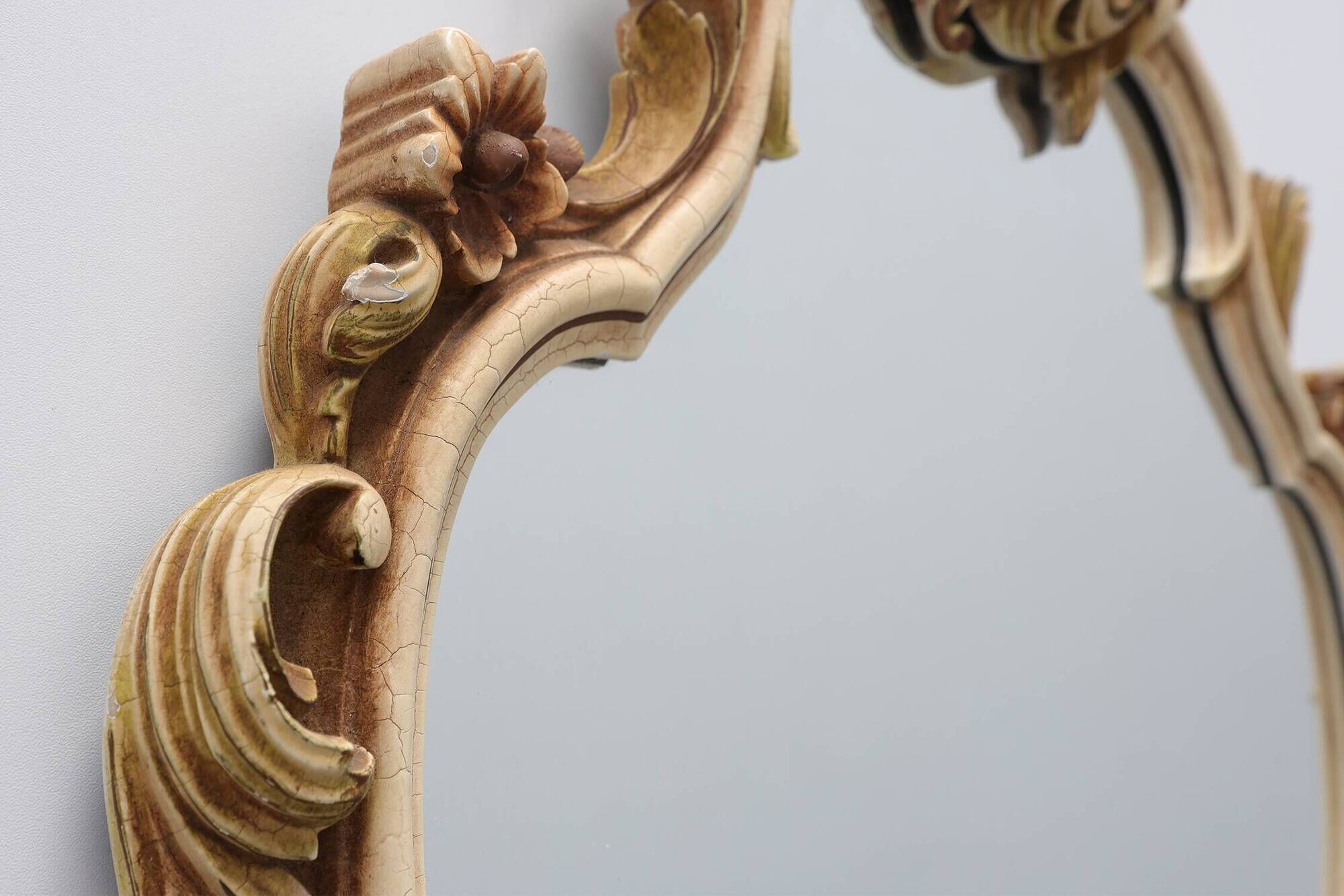 Italian Rococo Style Cream and Gilt Wall Mirror with Shell Crest, 20th Cent