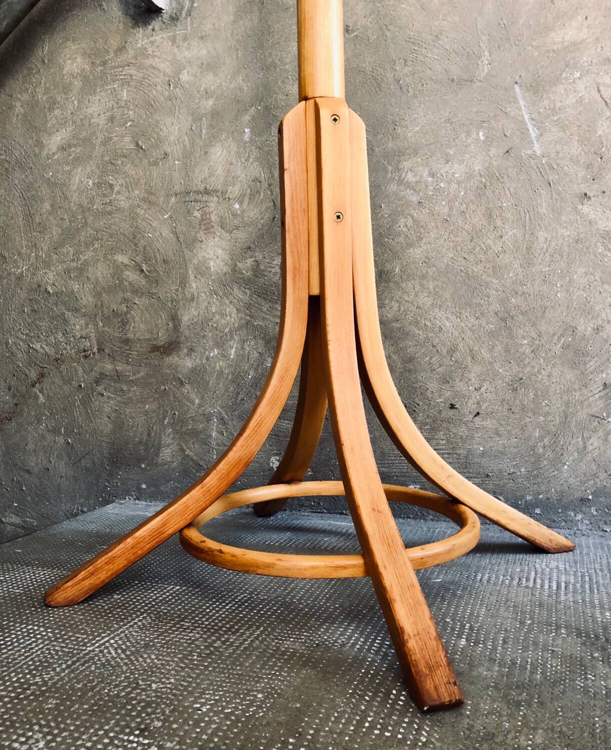 Baumann "Parrot" beech coat rack
