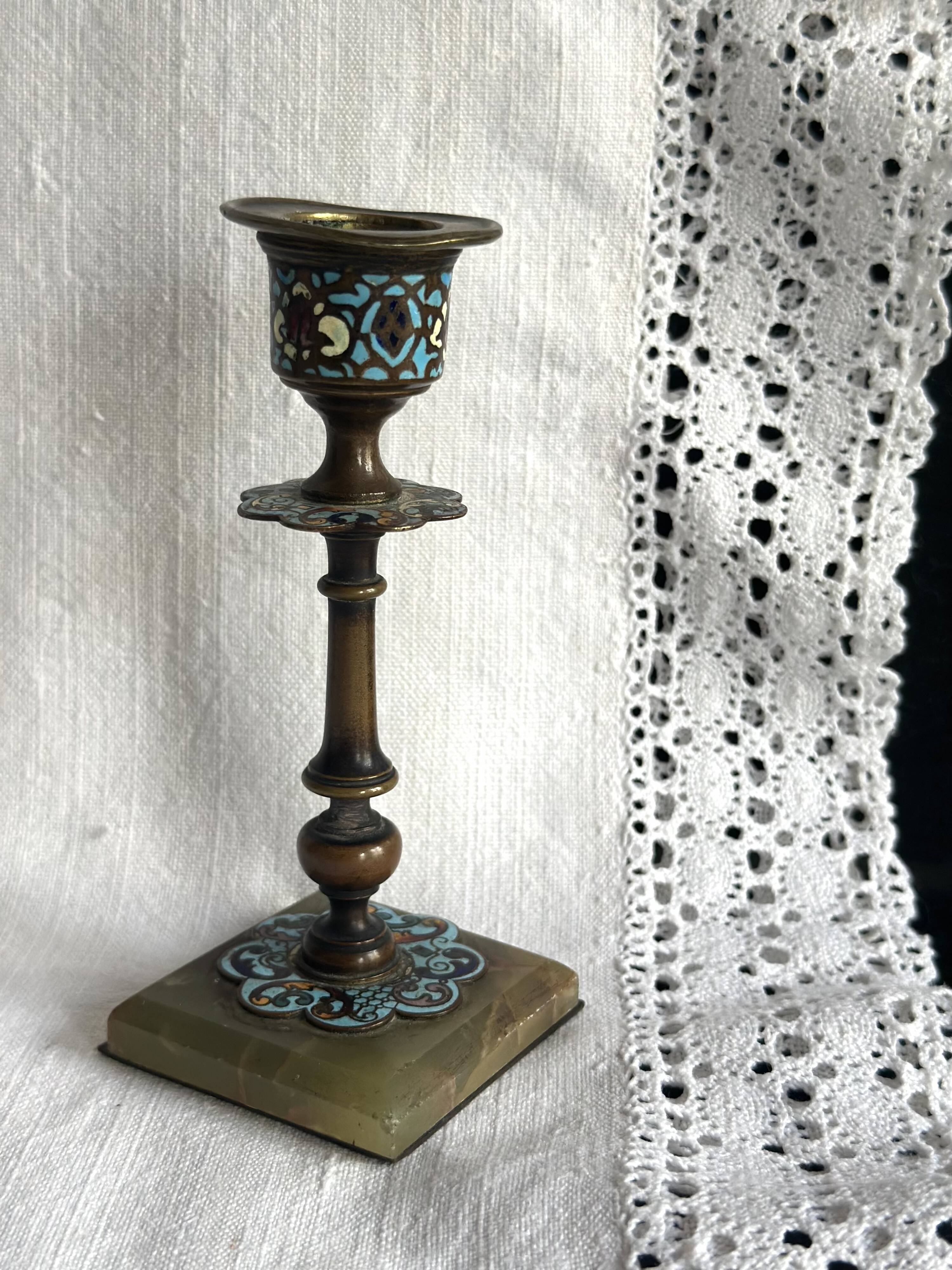 Bougeoir et porte allumettes en bronze et émaux cloisonnés XIXe