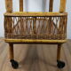 Bar en rotin sur roulettes vintage 70s