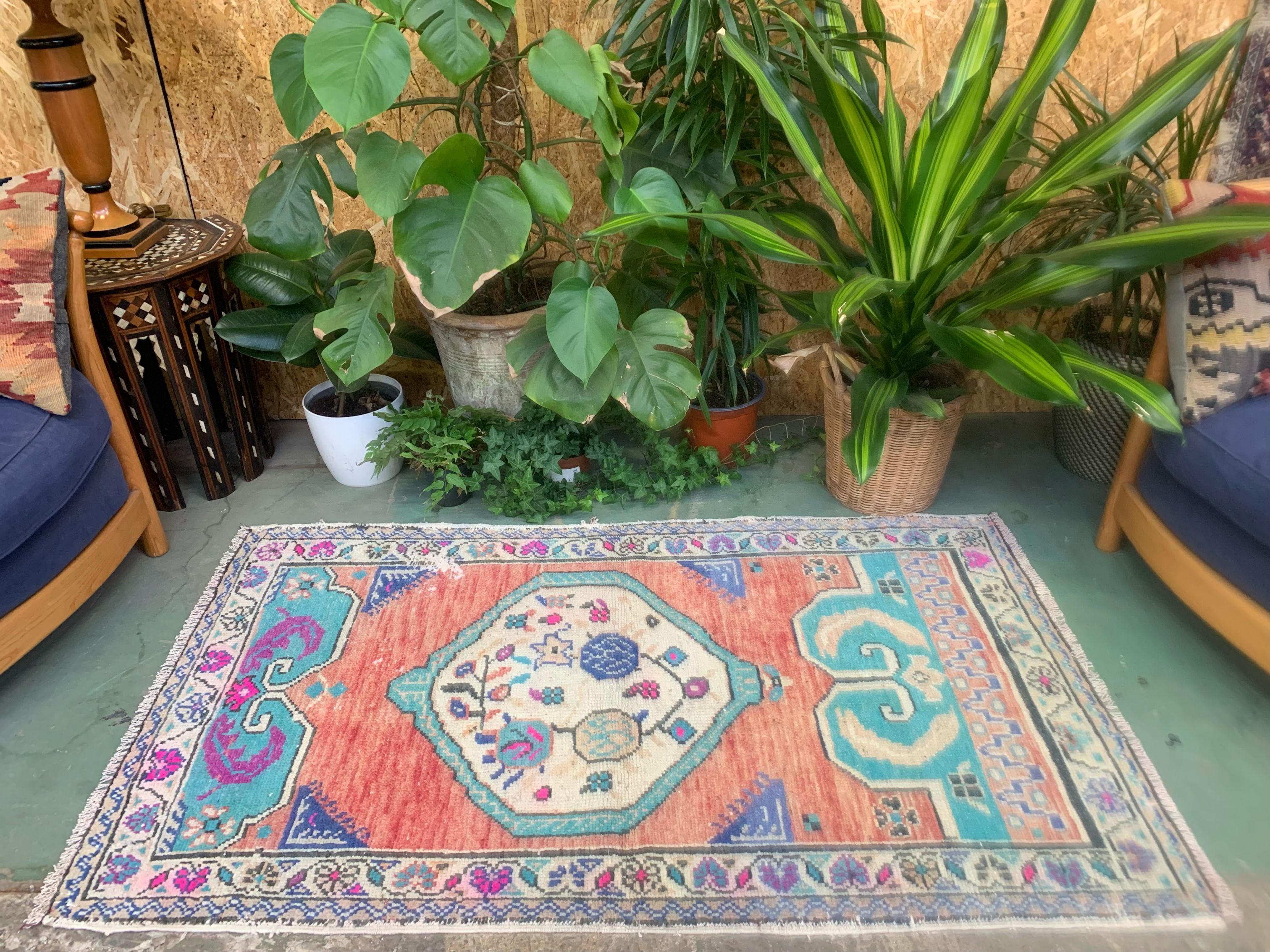 Vintage turkish oushak rug 150x87 cm carpet