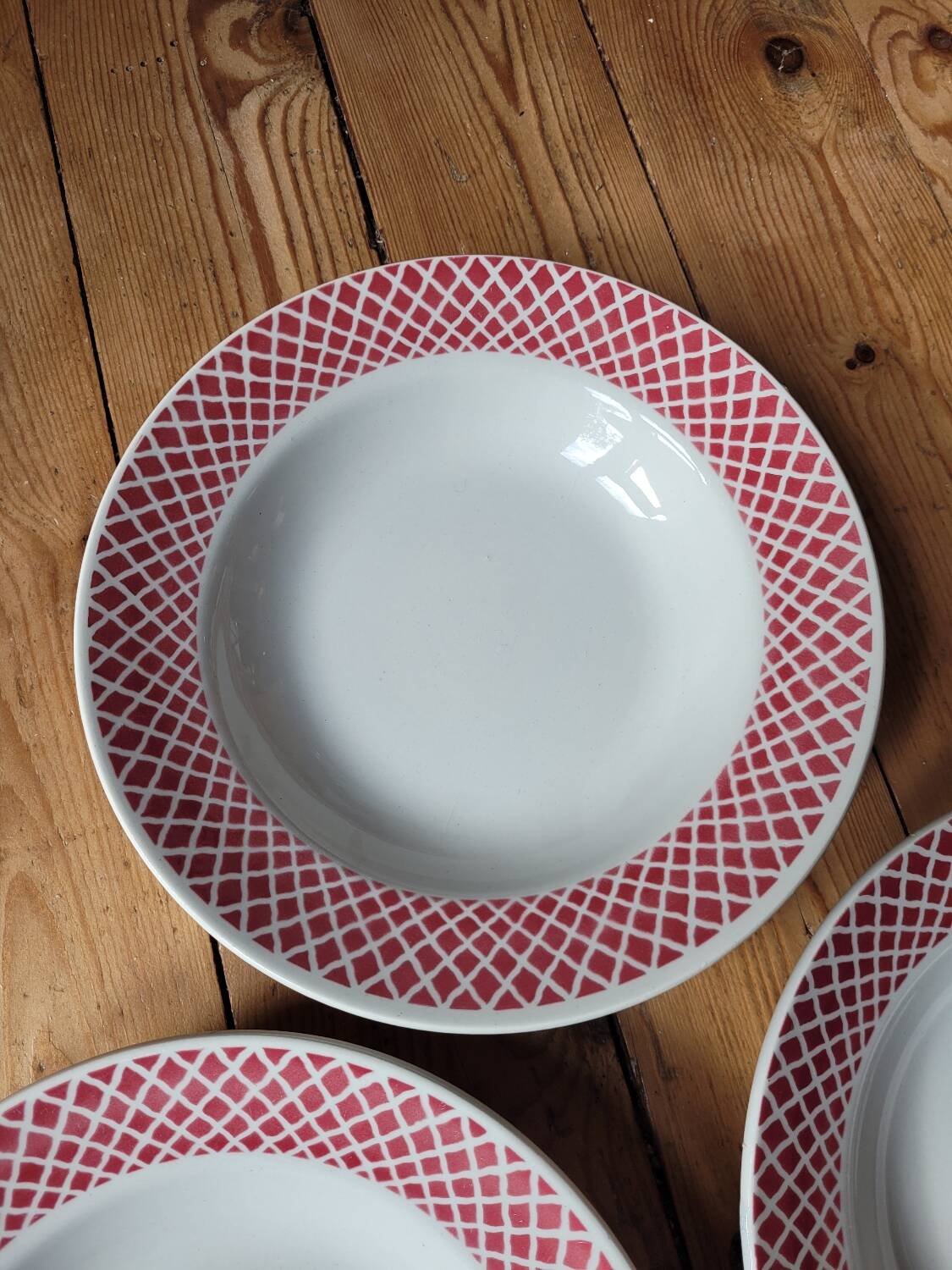 Lot n°2 Six soup plates FB85 Badonviller