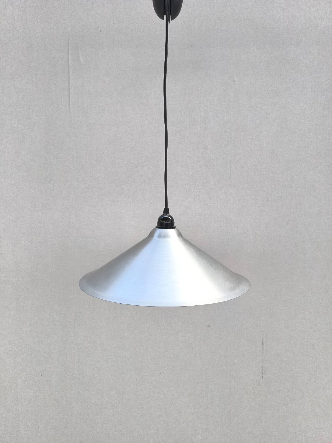 Suspension en aluminium brossé design Andreas Wilke 1980