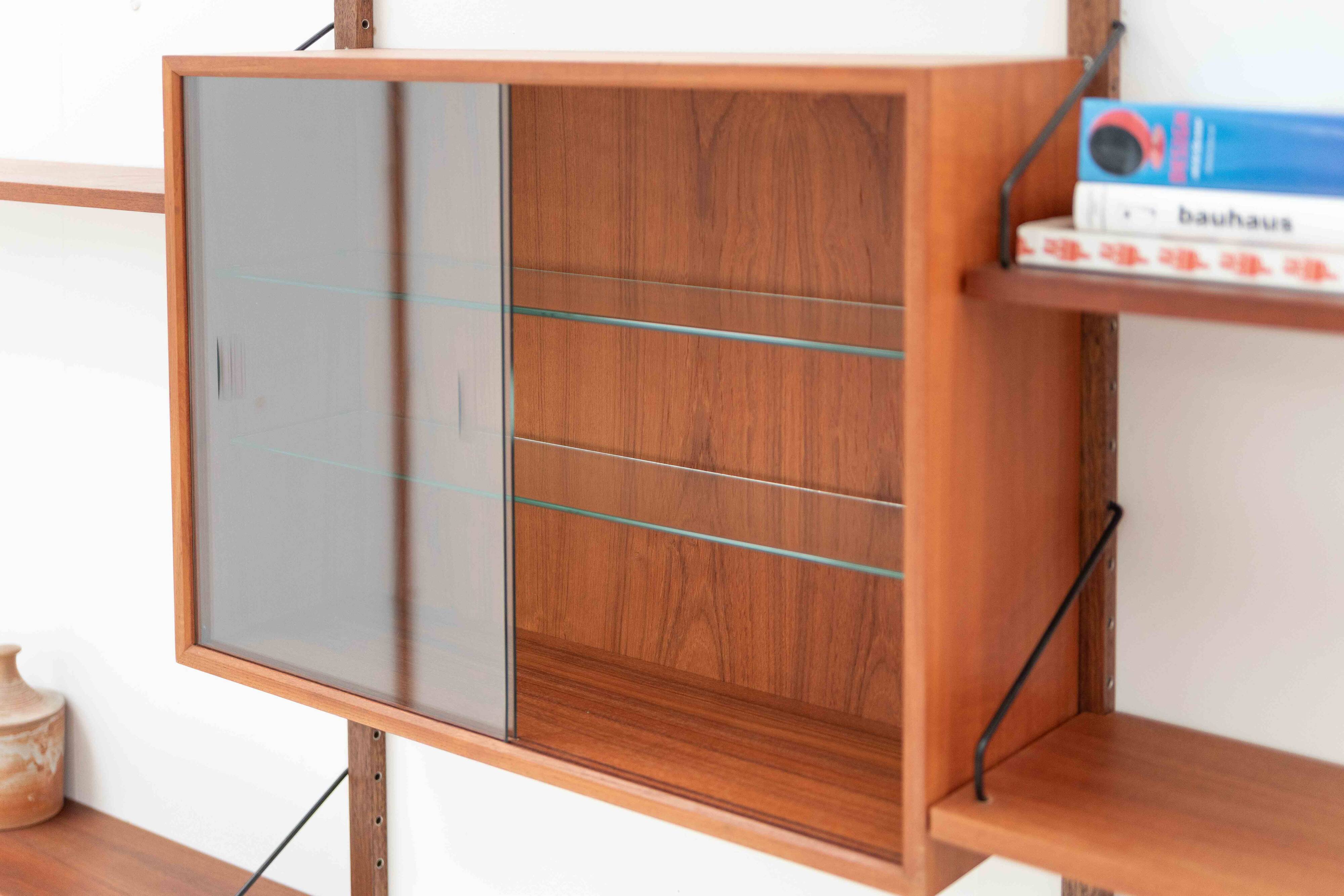 4-Bay Wall Unit by P. Cadovius