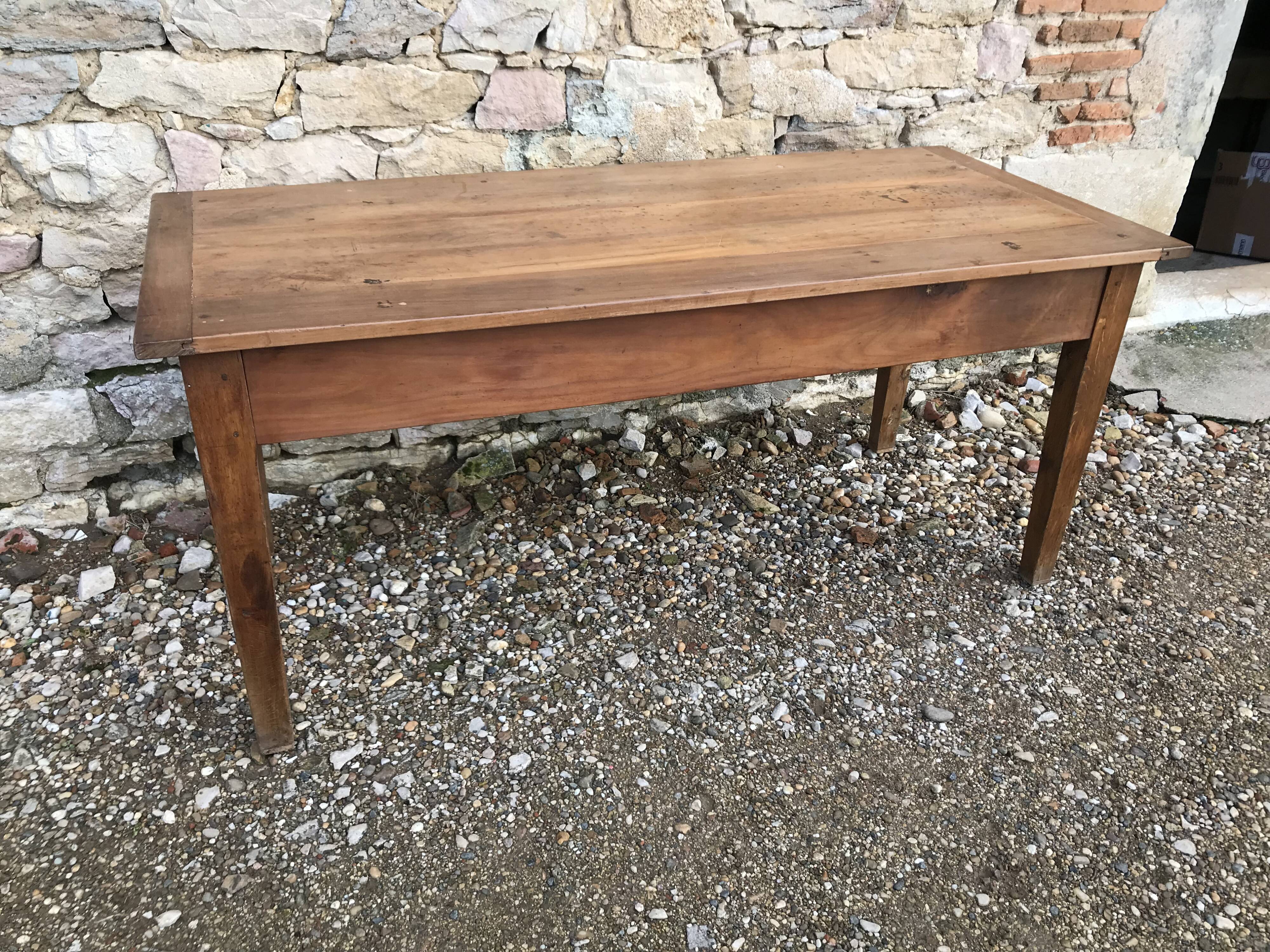 Former 19th century farm in poirier table