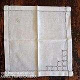 Antique table linen - monogrammed d (or a)
