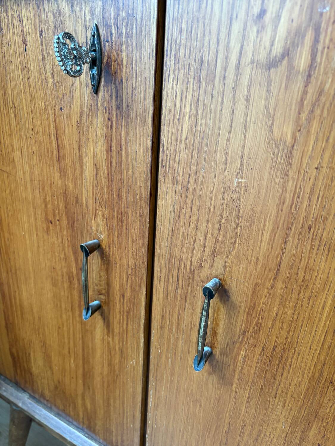 Buffet vintage années 60 – pièce rare