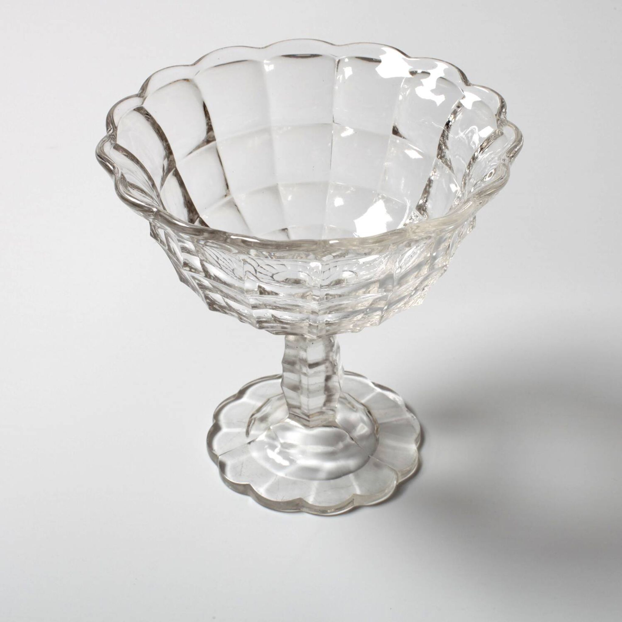 Rare Vintage Glass Pedestal Bowl: Rudolf Schröter Inwald Lord Design / 1935