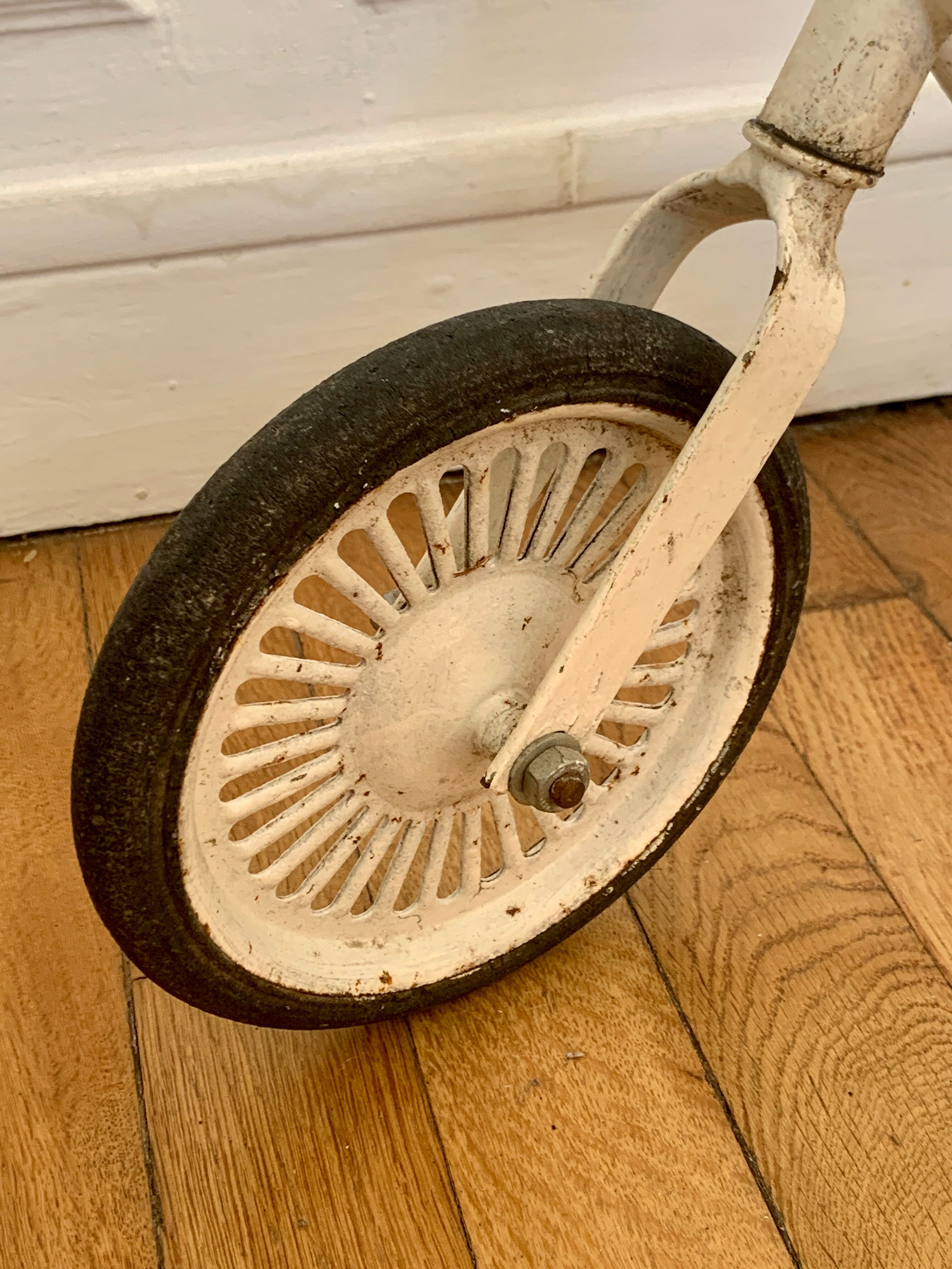 Vintage metal trotinette