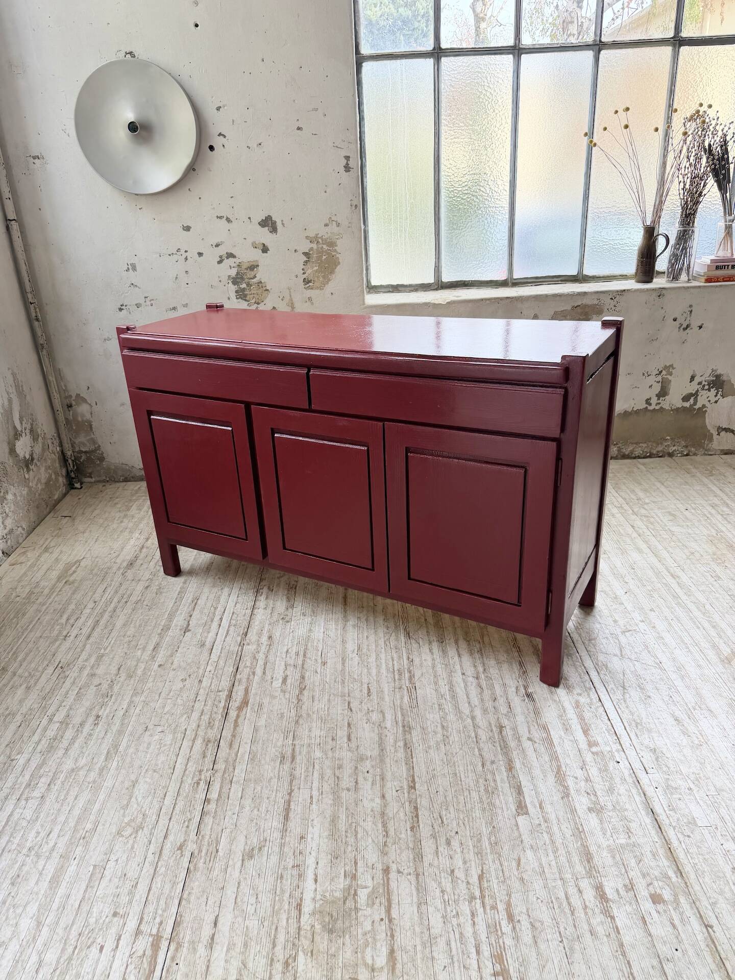 Red lacquered enfilade 1970 160cm
