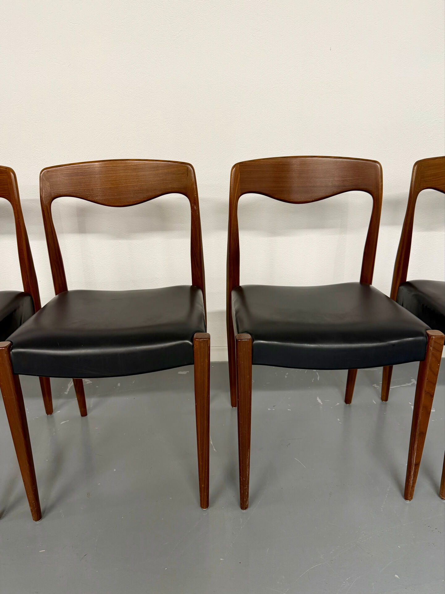 Lot of 6 chairs model 71 Scandinavian design Niels Otto Møller teak an60
