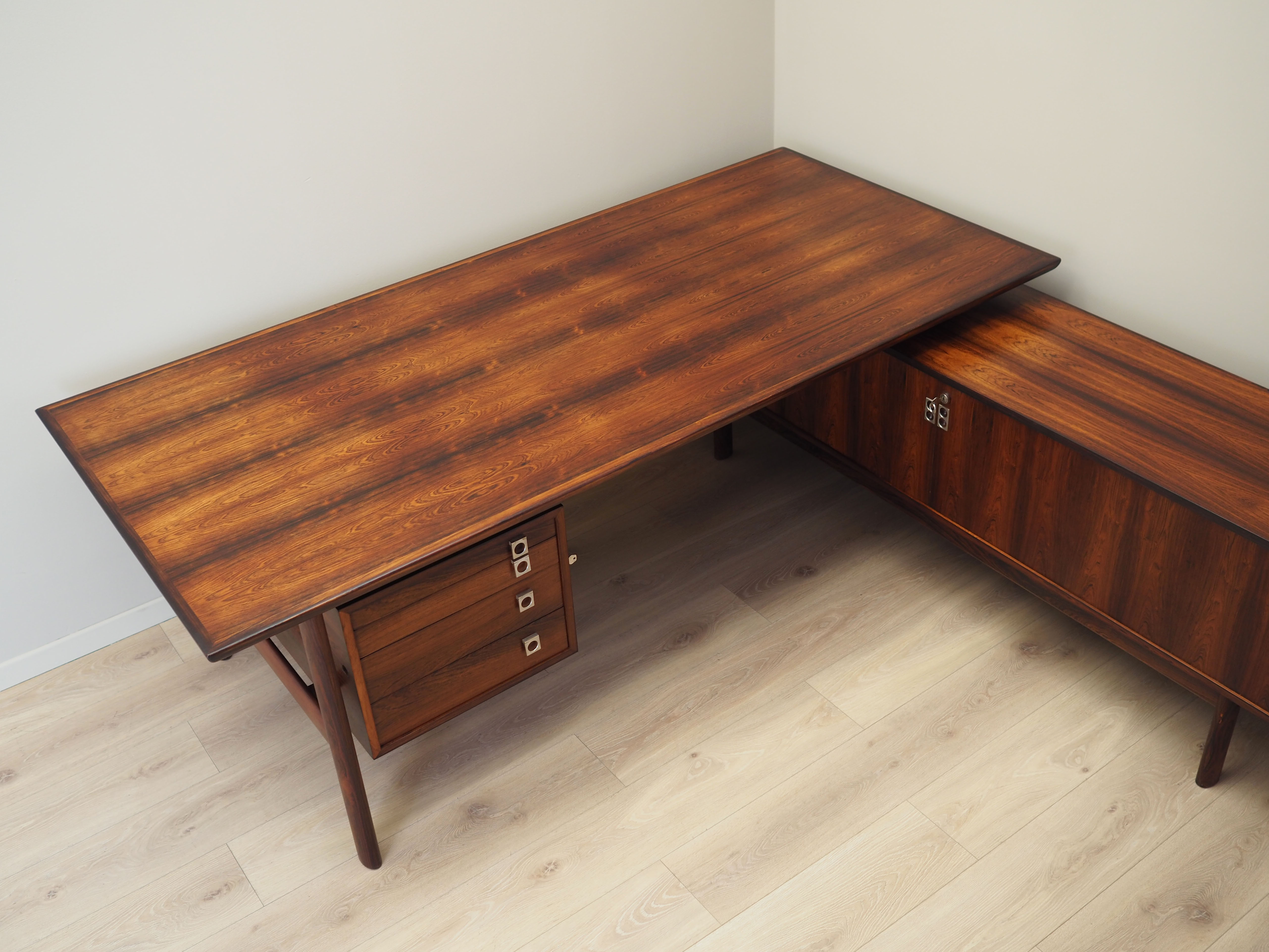 Rosewood desk by Arne Vodder, production Sibast 1960