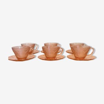 Coffee service of 6 cups in vintage pink glass