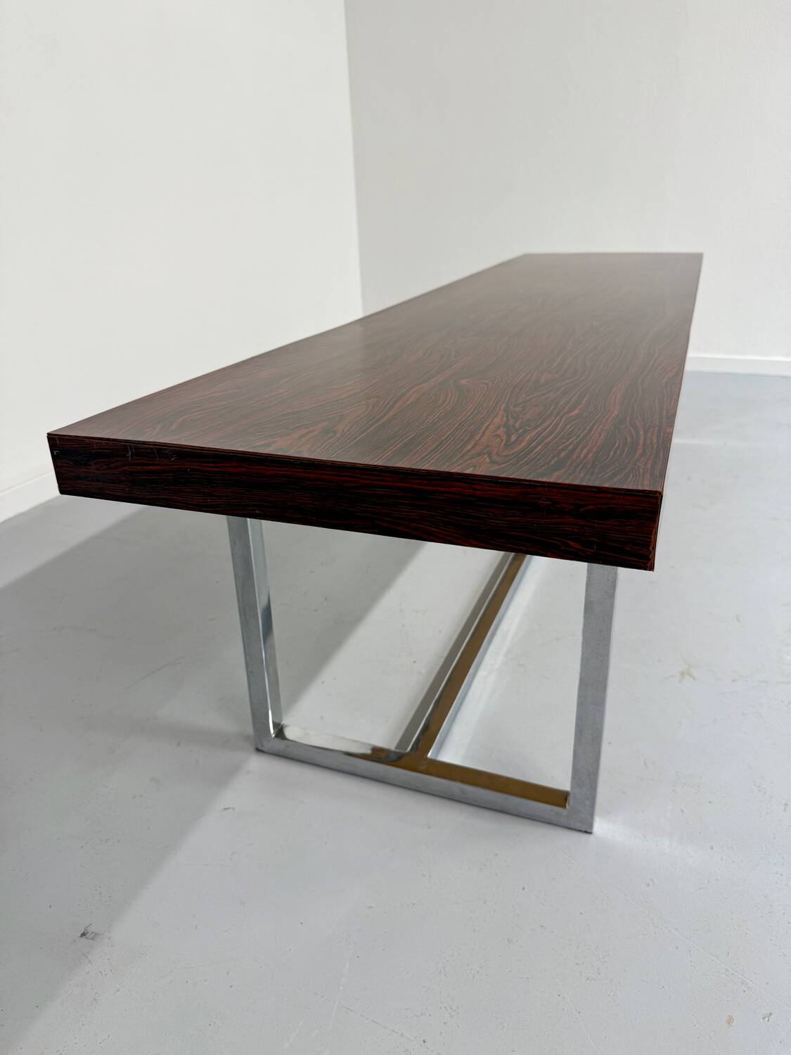 Antique and XXL Italian design coffee table from the 70s, rosewood veneer