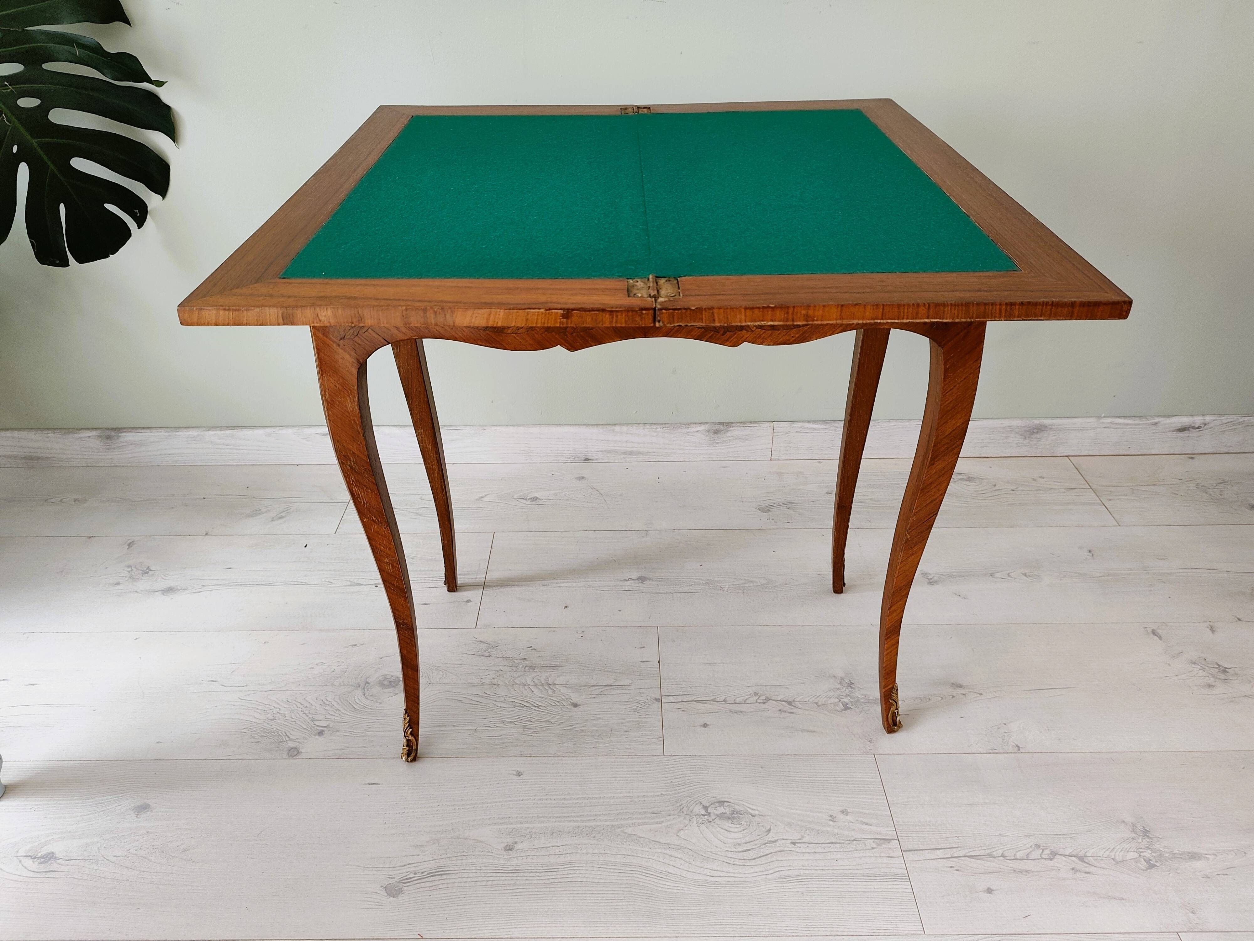 Table de jeux Louis XV en chêne marquetée