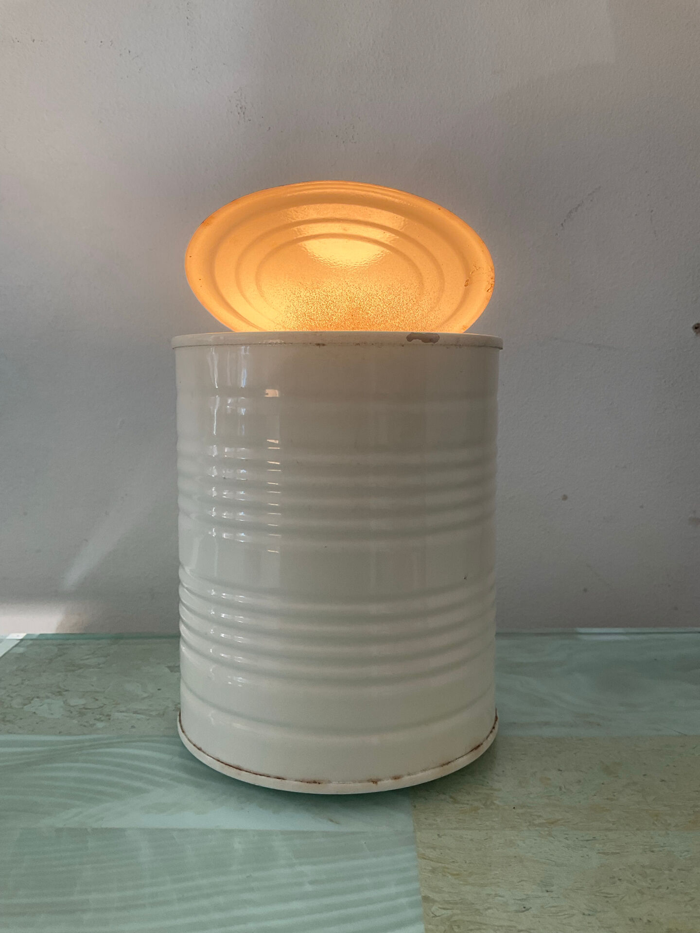 Vintage lamp Vrieland Pop Art from the 70s-80s.