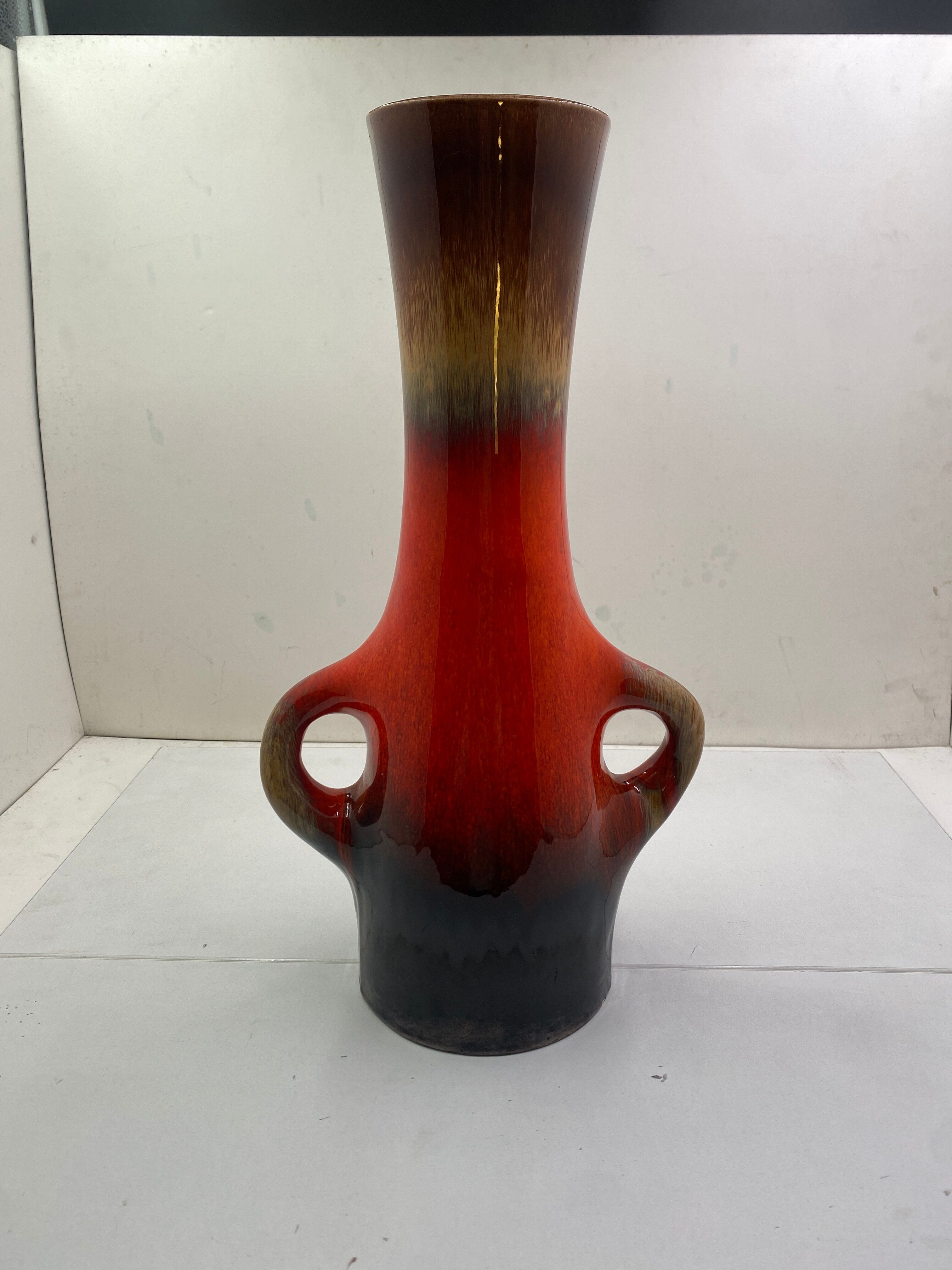 Ceramic vase circa 1960