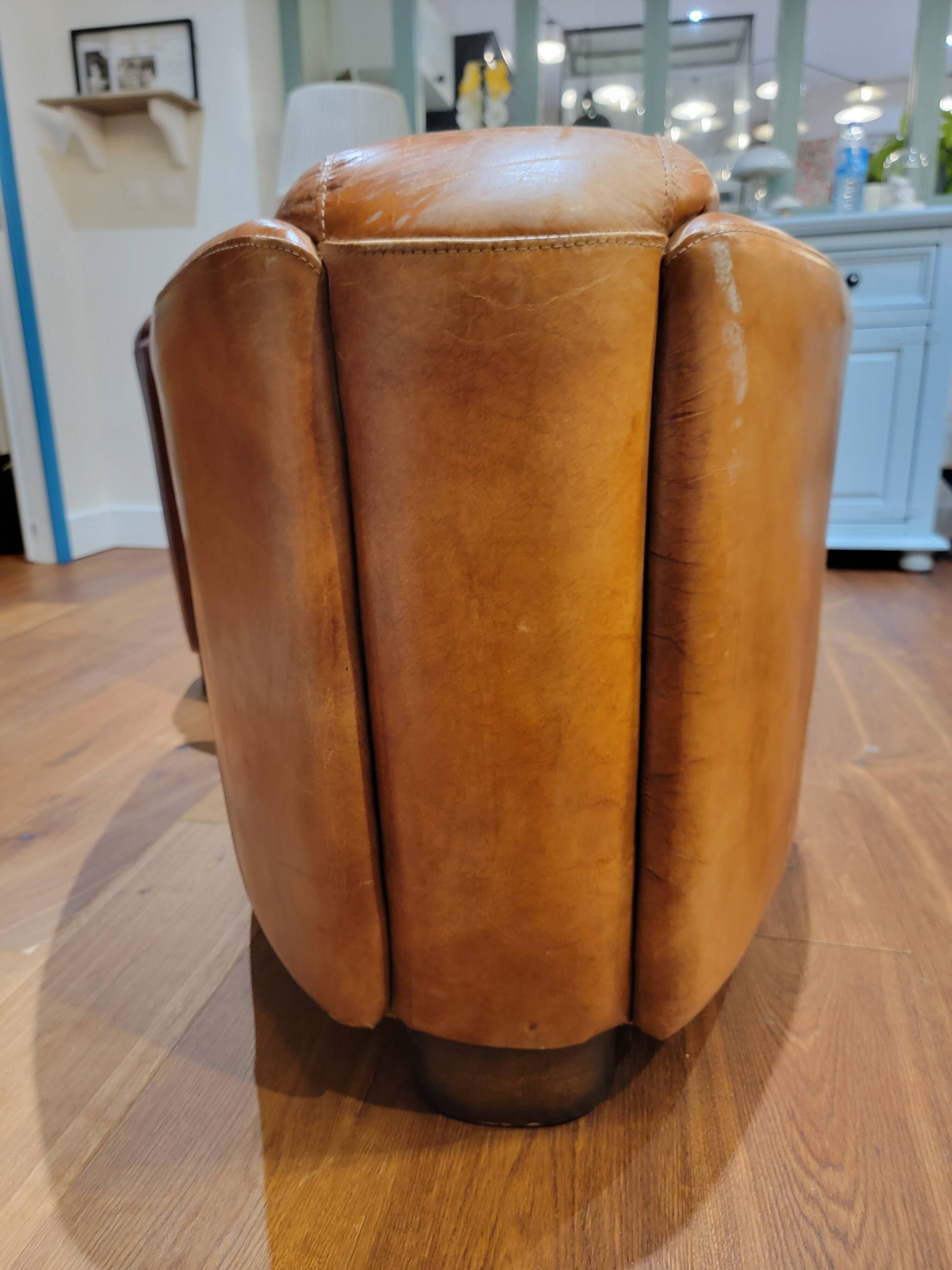 Set of 2 Club Chairs