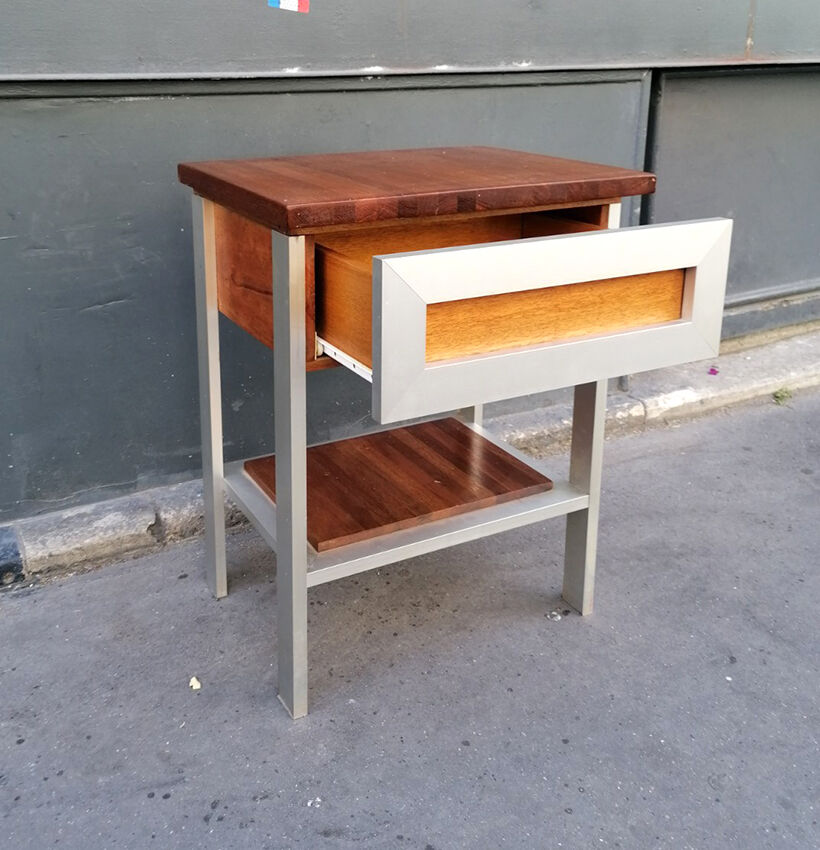 Pair of bedside tables made in italy, 1970