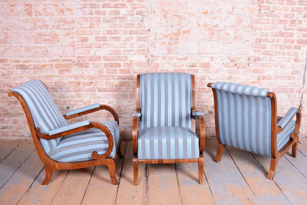Biedermeier Lounge Chairs in Oak, Spruce and Walnut, Austria, 1830s, Set of 3