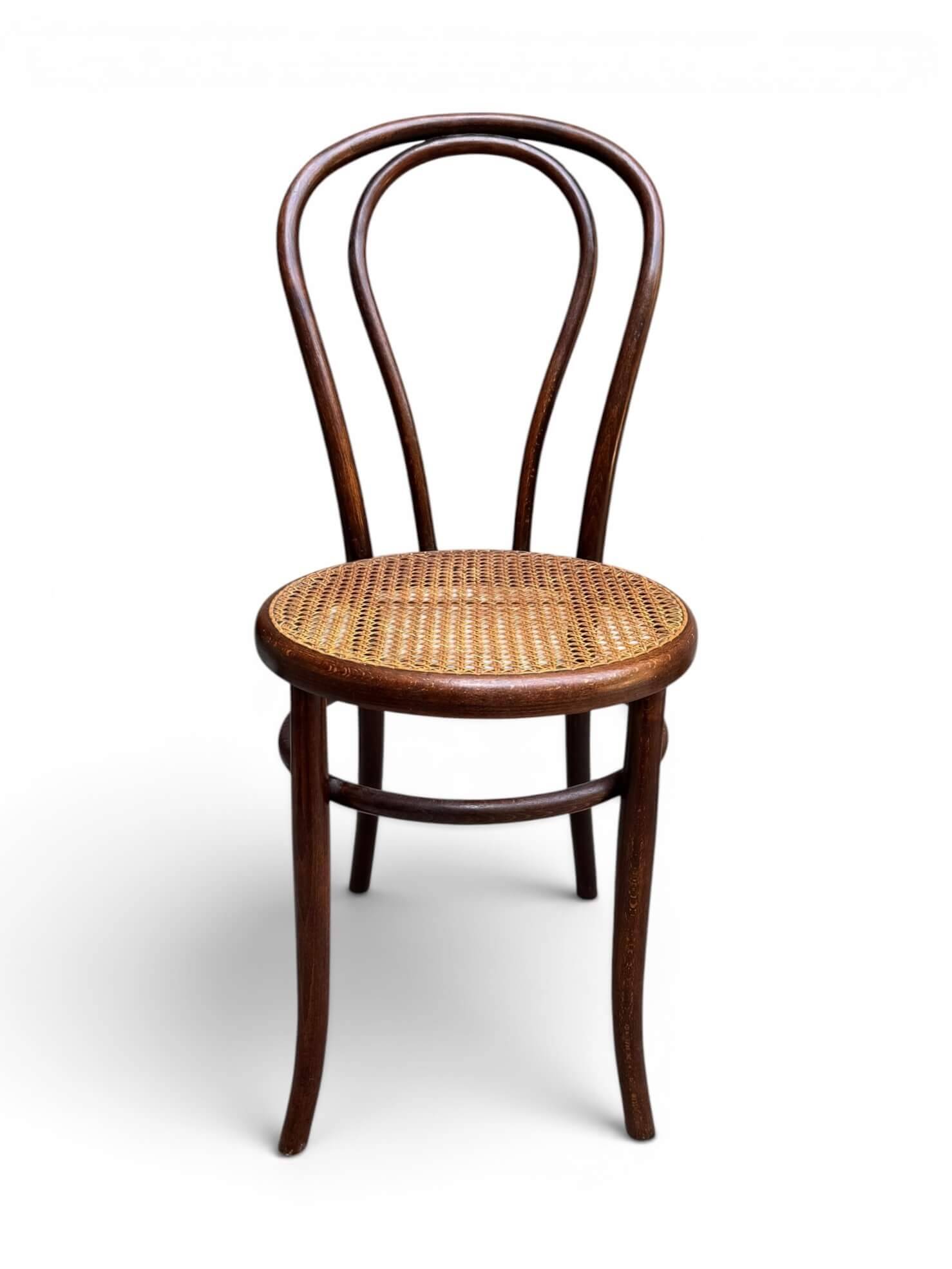 Ensemble de 4 chaises de bistrot 1900 dépareillées