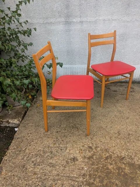 Pair of Scandinavian style chairs