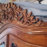 Grande armoire vitrée  et sculptée