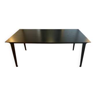 Lau Stua rectangular table
