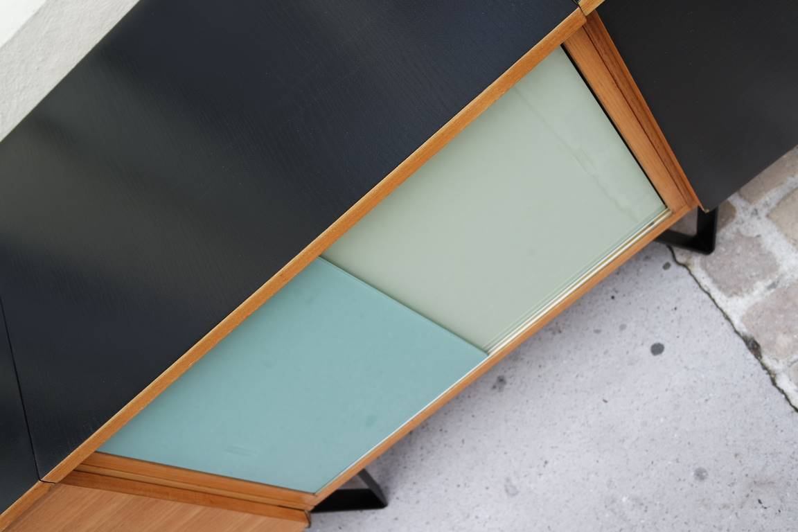 Sideboard feet metal compass