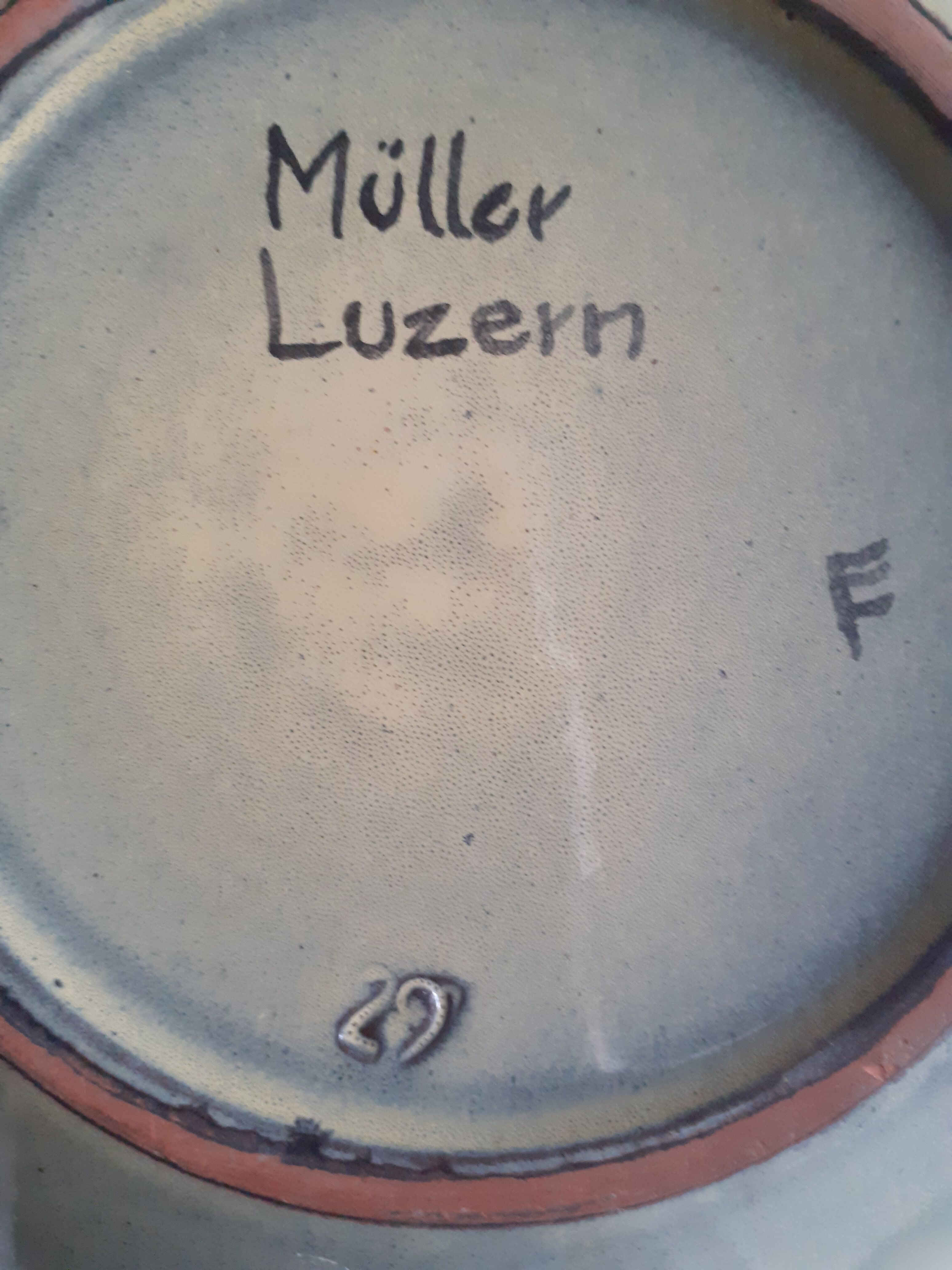 Muller Luzern pocket emptier