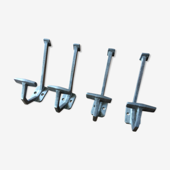 Aluminum hooks