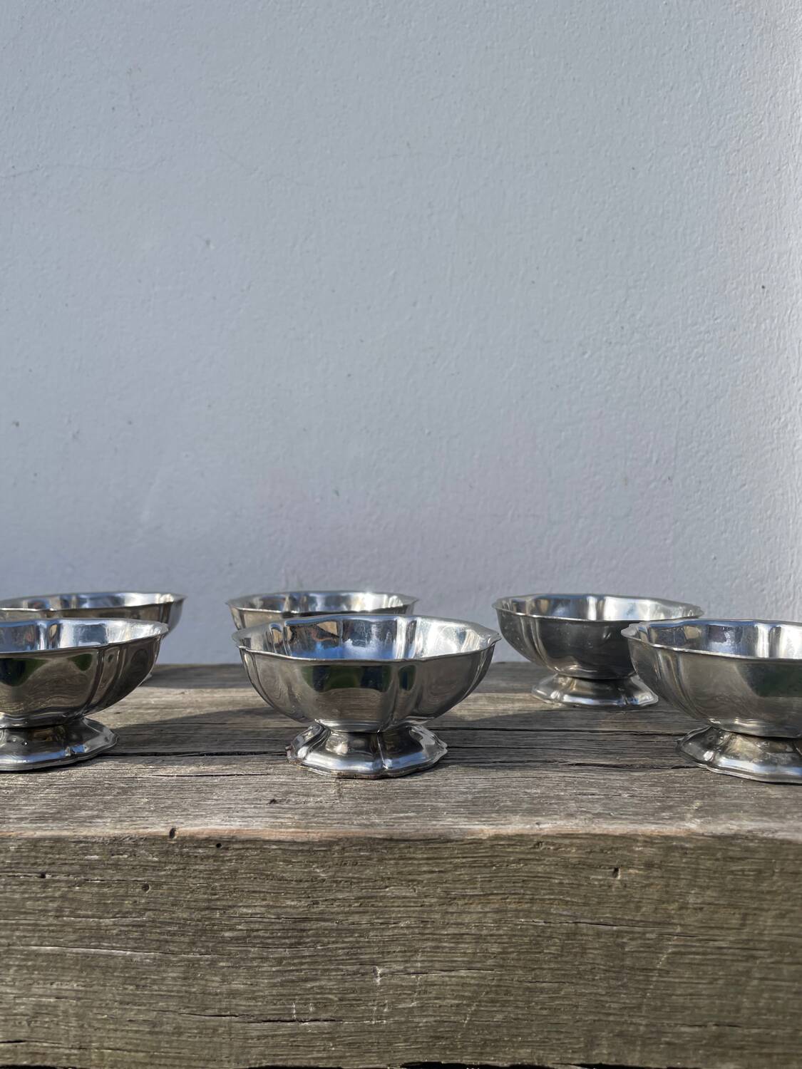 6 stainless steel cups 1970