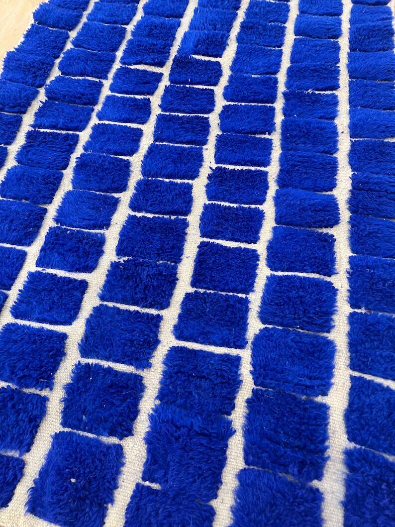 Tapis en laine pure fait main traditionnelle taille 2/3 m