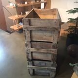 Caisses anciennes type industrielles tout en bois
