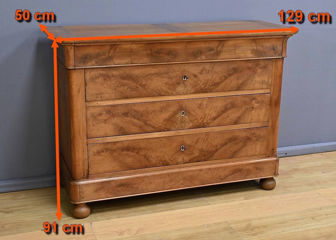 Cherrywood chest of drawers, Restoration period – Early 19th century
