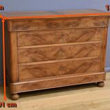 Cherrywood chest of drawers, Restoration period – Early 19th century