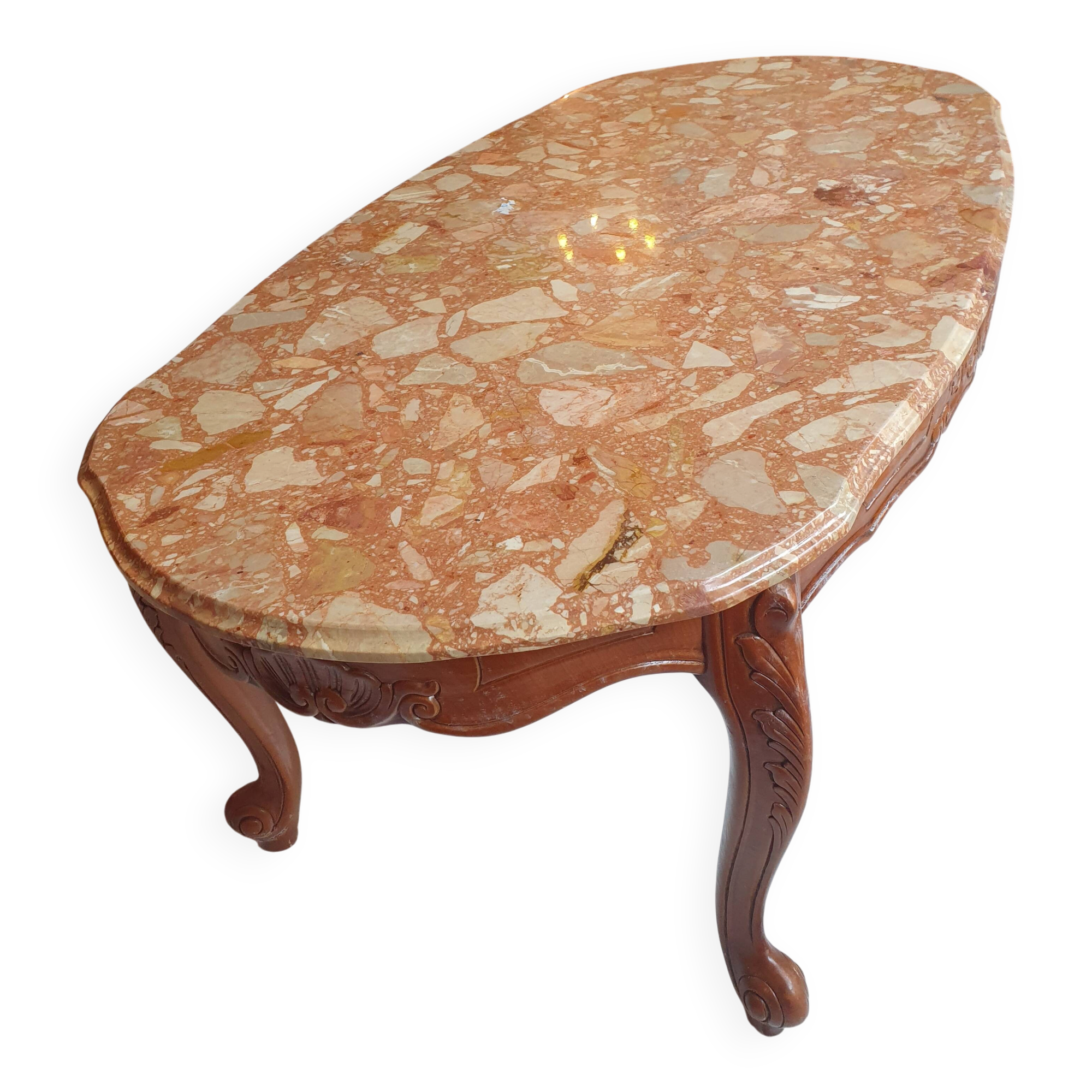 Table basse en merisier avec un plateau en marbre