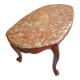 Table basse en merisier avec un plateau en marbre