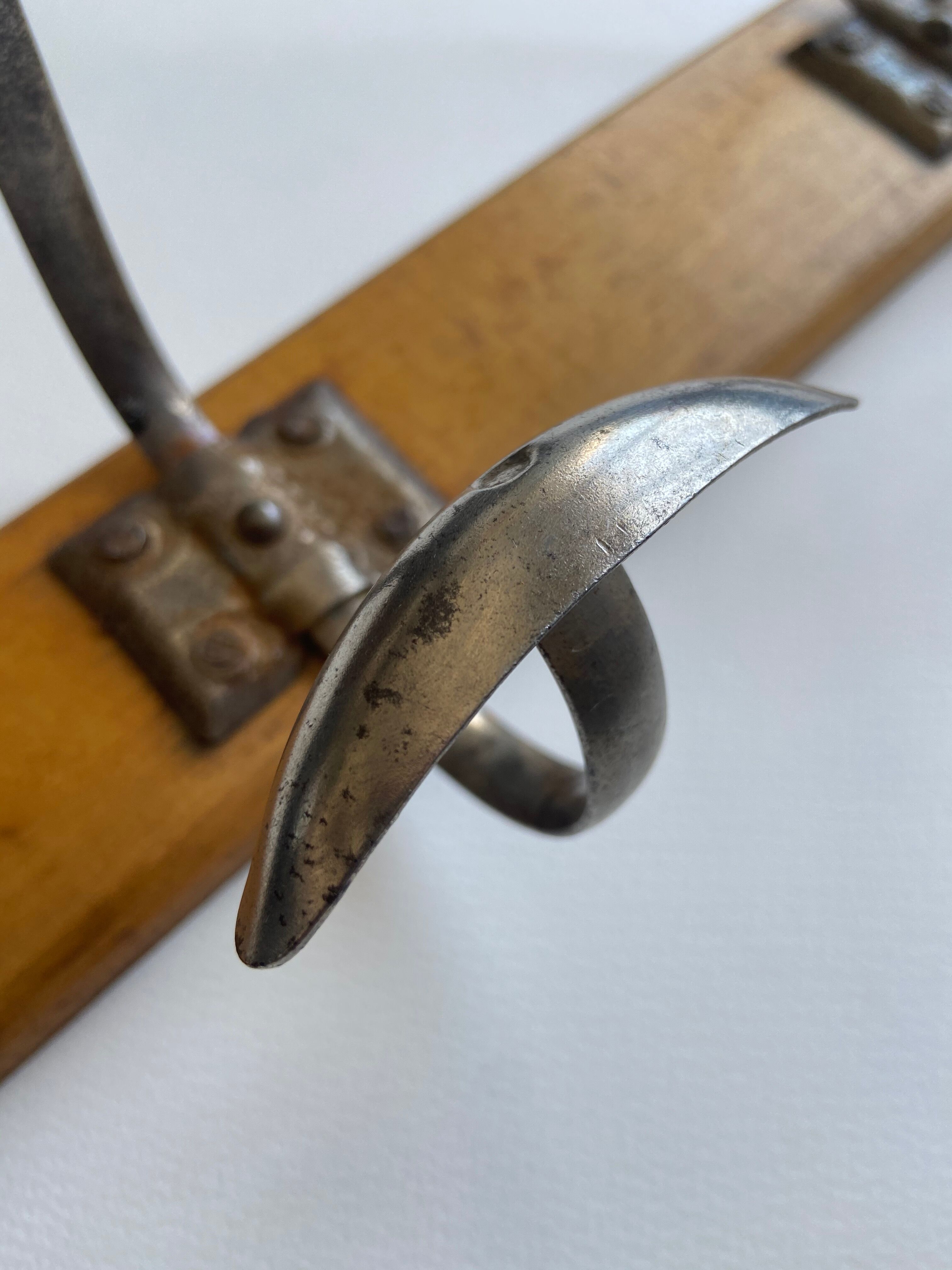 3-patères wall coat rack