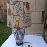 Lampe de table en porcelaine de Paris