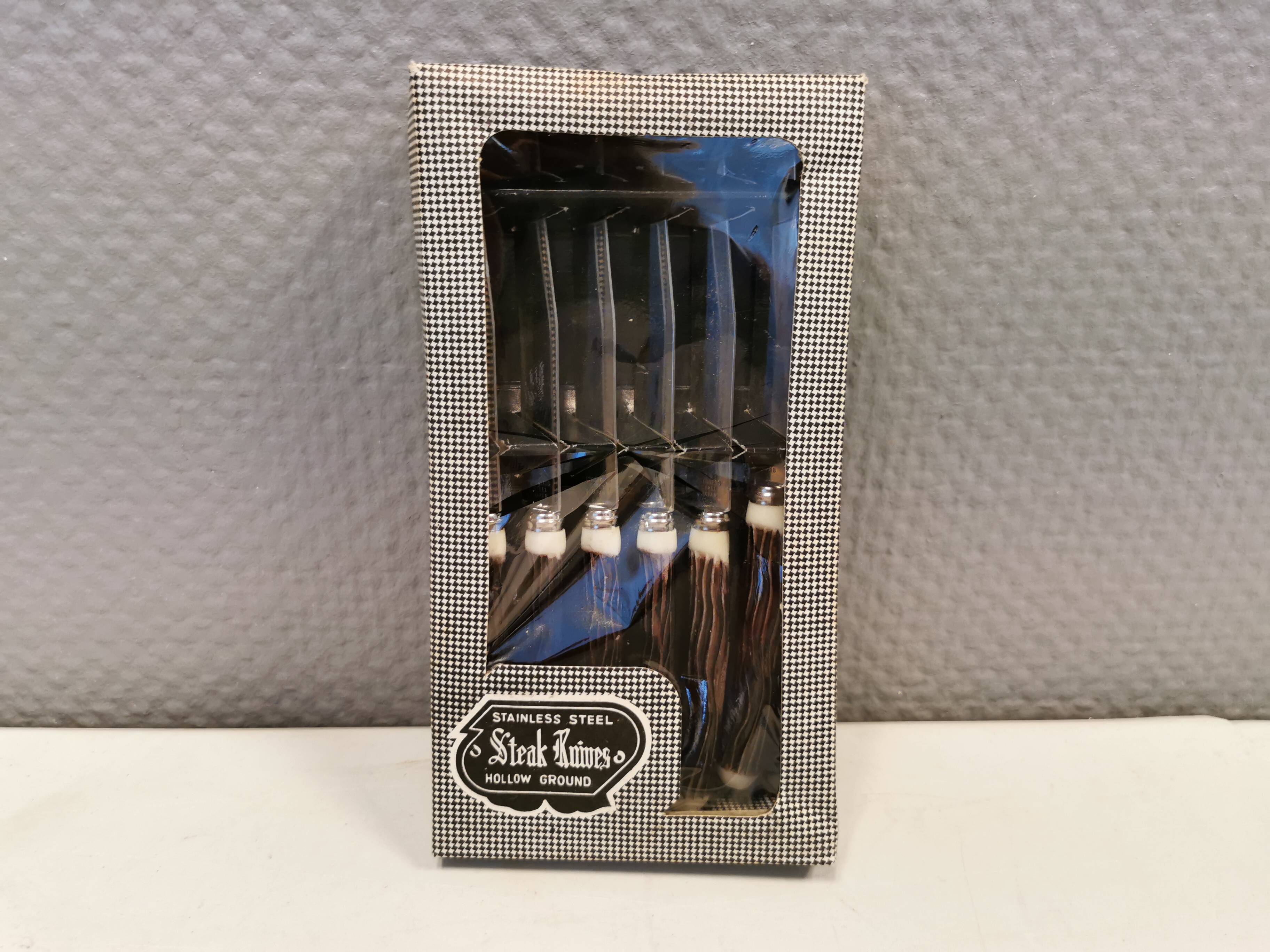 Six delicious stainless steel steak knives with bone handles, from Japan