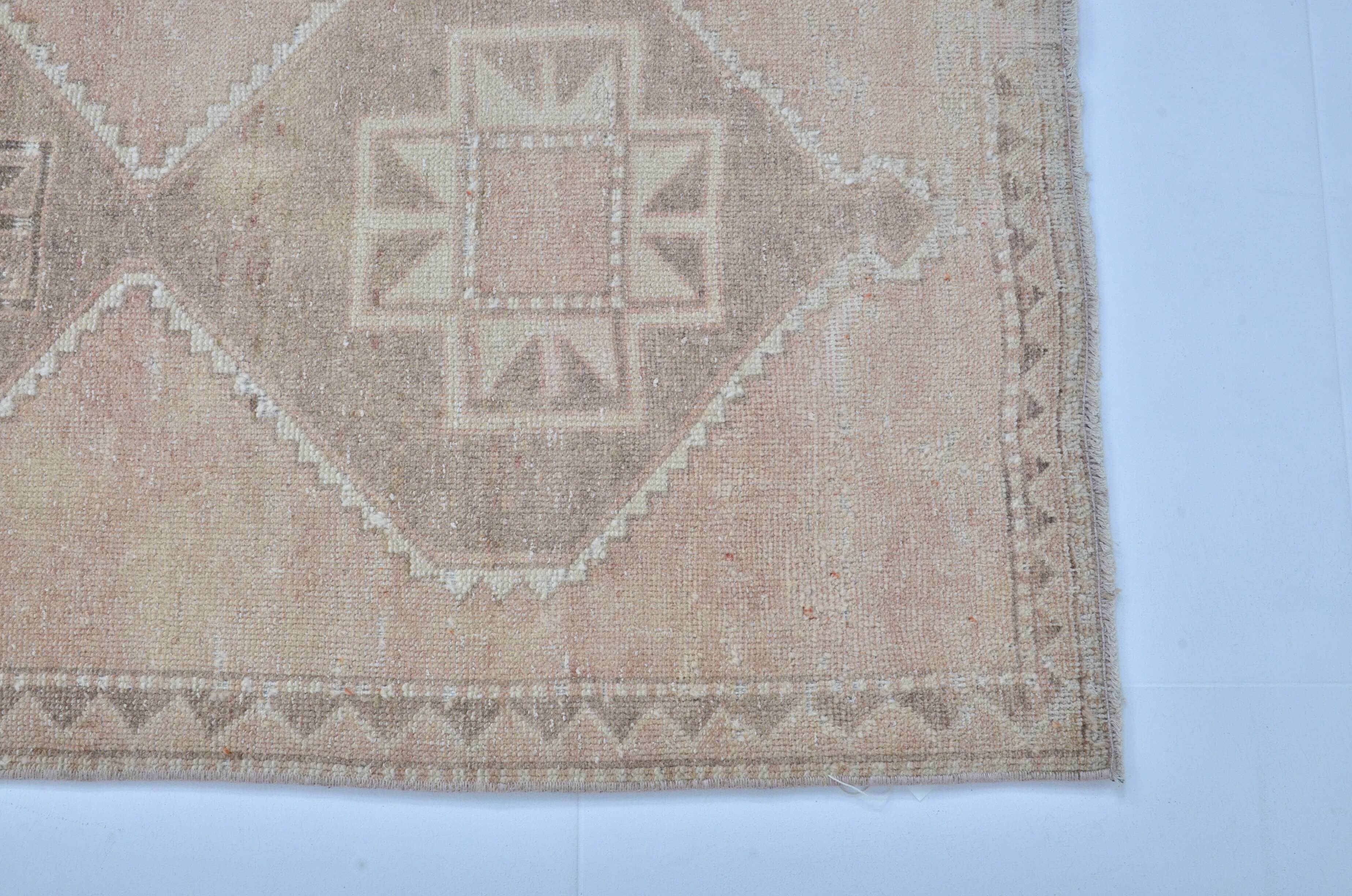 Small Geometric Area Carpet sku 3334