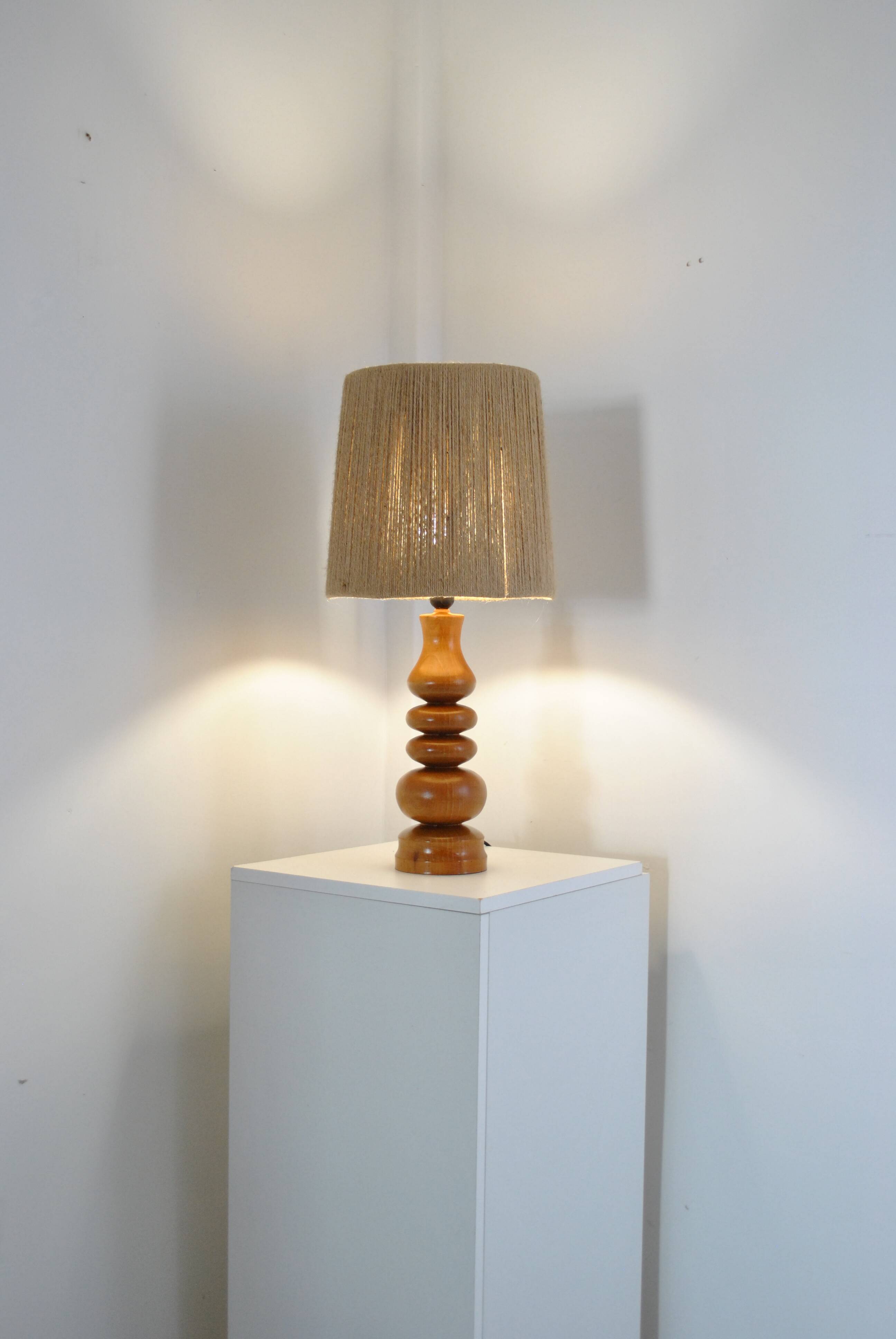 Wooden lamp with rope shade 1970