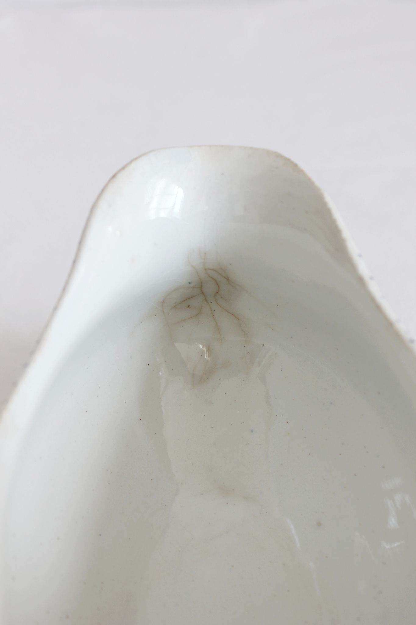 Gien "Memphis" iron clay sauce boat