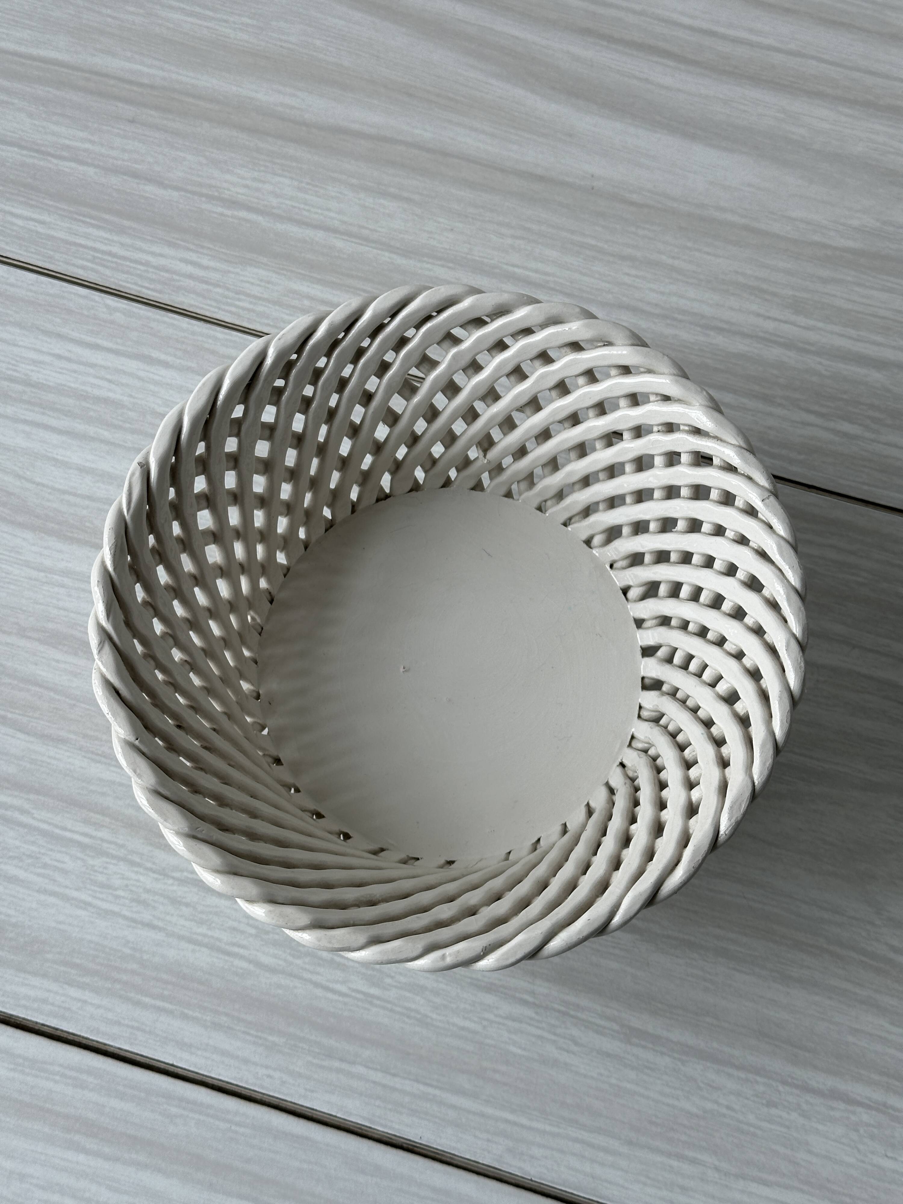 Bowl - braided salad bowl in French ceramic
