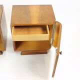 Lot de 2 tables de chevet Art Déco en noyer, Tchécoslovaquie années 1940